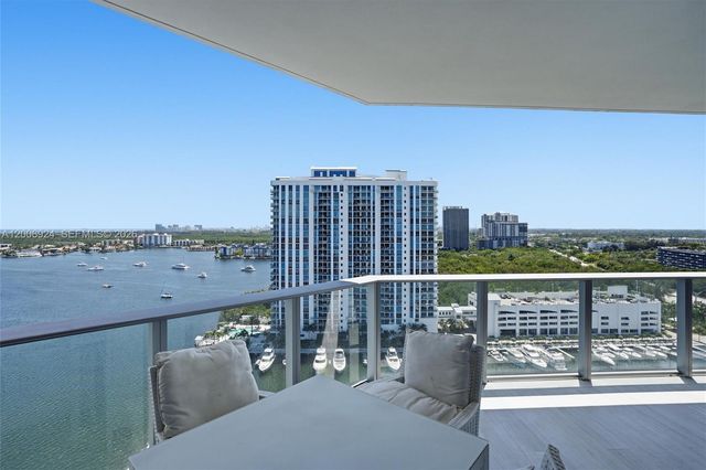 17301 Biscayne Boulevard 1905, North Miami Beach, FL 33160