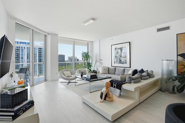 17301 Biscayne Boulevard 1905, North Miami Beach, FL 33160