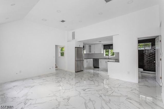 67 Nolans Point Rd, Jefferson Twp., NJ 07849