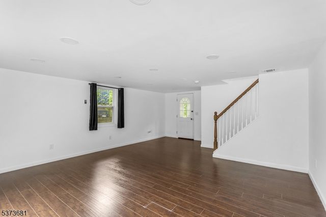 67 Nolans Point Rd, Jefferson Twp., NJ 07849