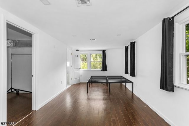 67 Nolans Point Rd, Jefferson Twp., NJ 07849