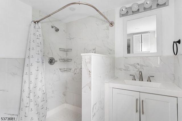 67 Nolans Point Rd, Jefferson Twp., NJ 07849