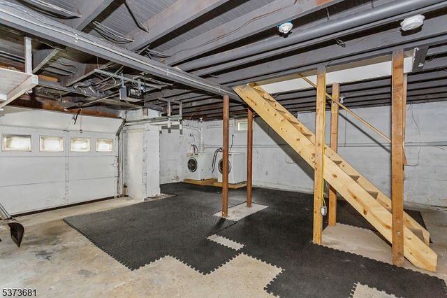 67 Nolans Point Rd, Jefferson Twp., NJ 07849