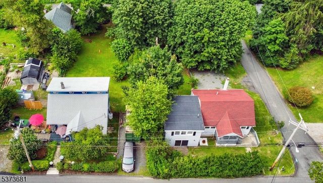 67 Nolans Point Rd, Jefferson Twp., NJ 07849