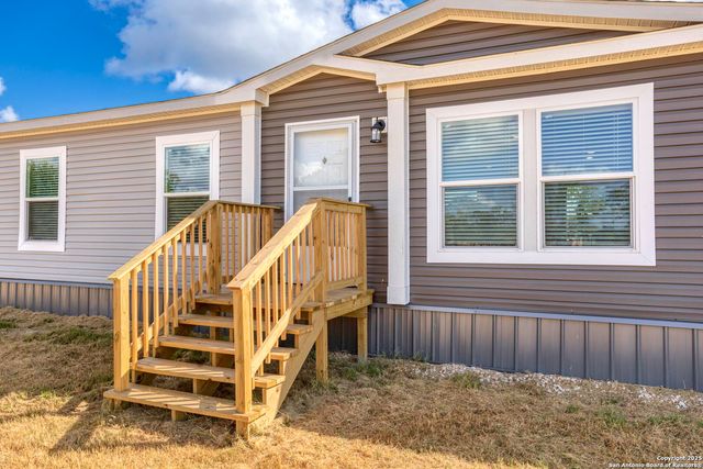2722 Good Luck Road, Seguin, TX 78155