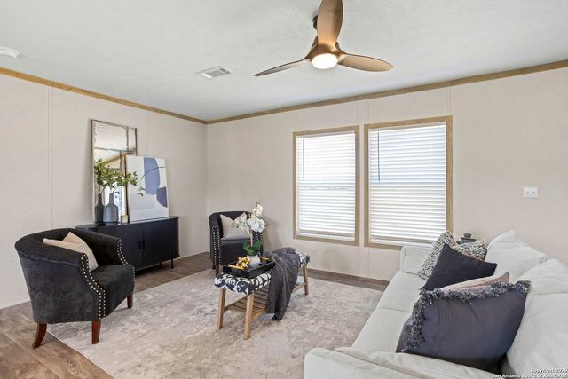 2722 Good Luck Road, Seguin, TX 78155
