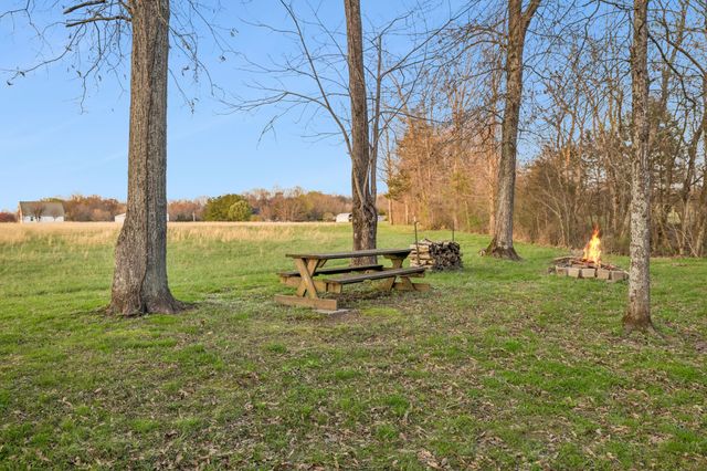 8435 Taliaferro Rd, Eagleville, TN 37060