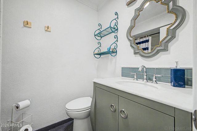 332 N DOBSON Road 22, Mesa, AZ 85201
