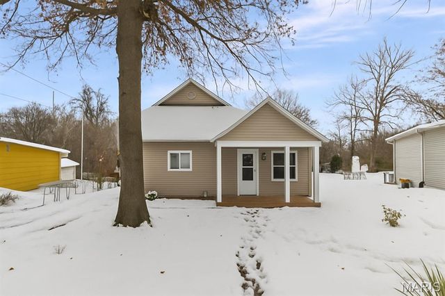 835 Chouteau Avenue, Alton, IL 62002