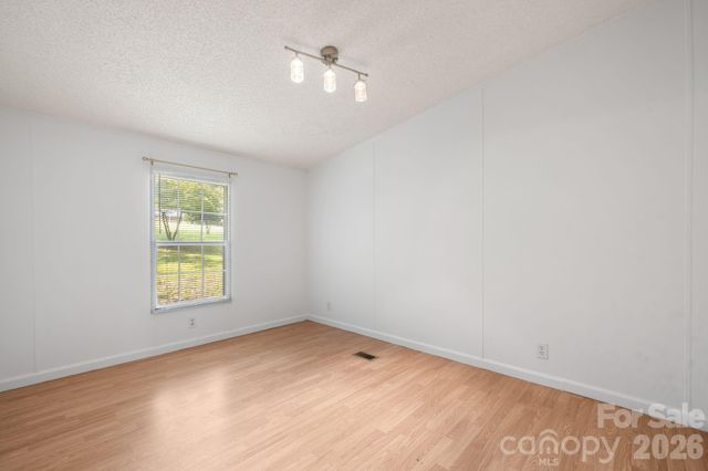 2786 Ridgecreek Drive, Morganton, NC 28655