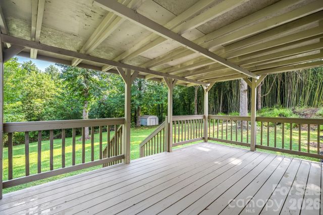 2786 Ridgecreek Drive, Morganton, NC 28655