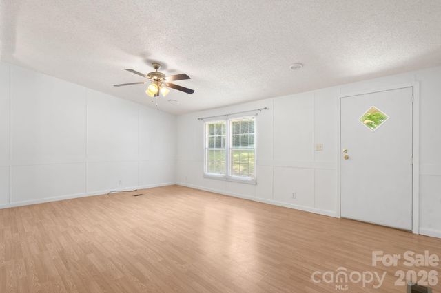 2786 Ridgecreek Drive, Morganton, NC 28655