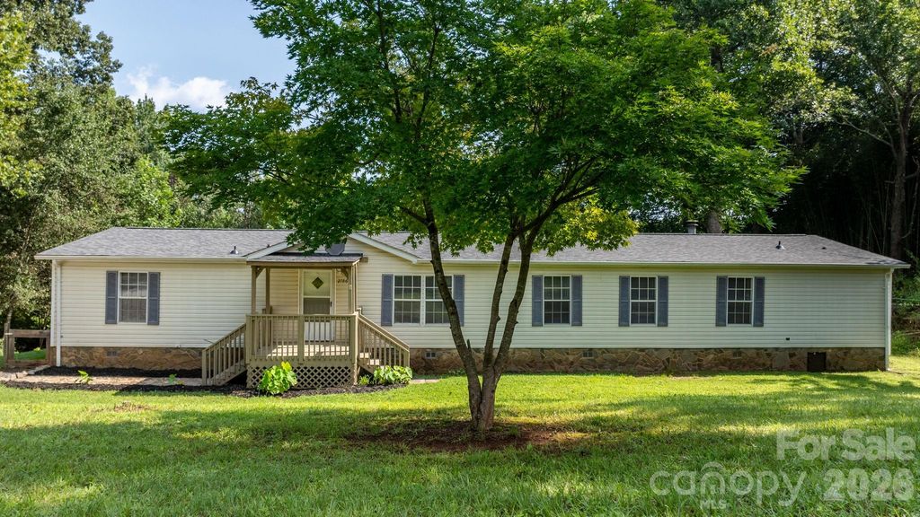 2786 Ridgecreek Drive, Morganton, NC 28655