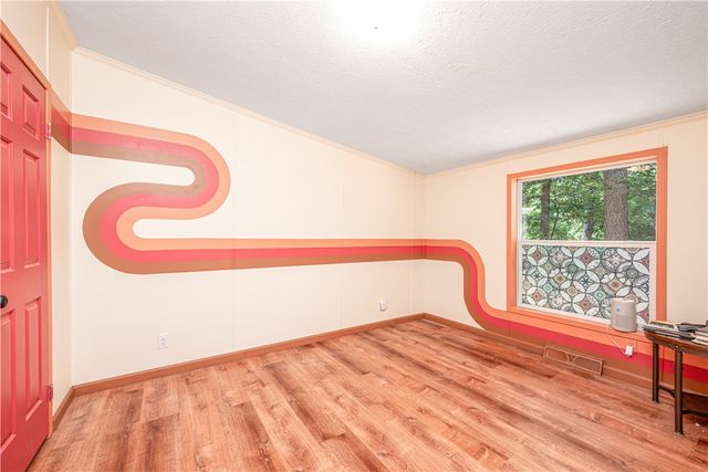 17942 Railroad Cut Road, Rogers, AR 72756