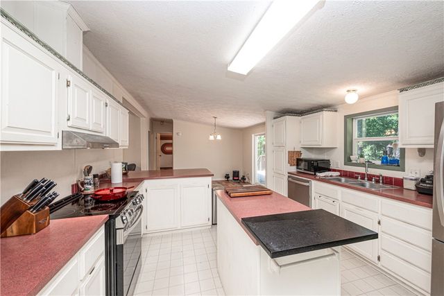 17942 Railroad Cut Road, Rogers, AR 72756