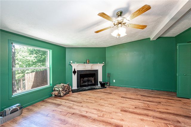 17942 Railroad Cut Road, Rogers, AR 72756