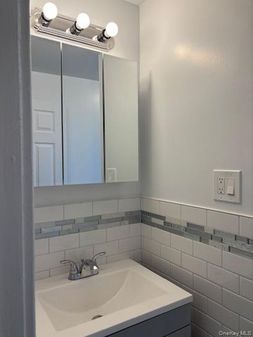 159 Main Street, Huntington, NY 11743