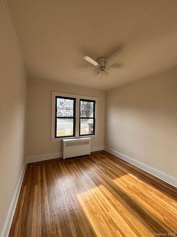 159 Main Street, Huntington, NY 11743