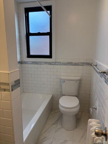 159 Main Street, Huntington, NY 11743