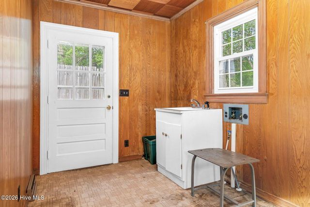 701 E Nash Street, Spring Hope, NC 27882