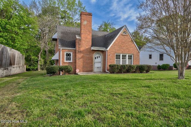 701 E Nash Street, Spring Hope, NC 27882