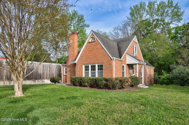 701 E Nash Street, Spring Hope, NC 27882