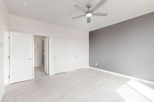 408 4th Street NE, Rio Rancho, NM 87124