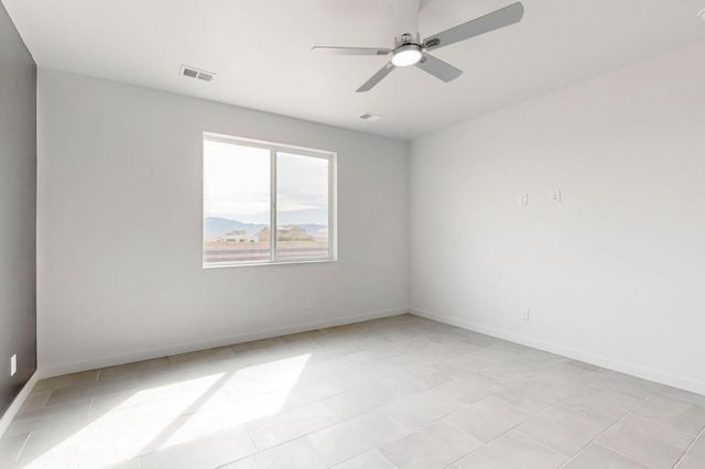 408 4th Street NE, Rio Rancho, NM 87124