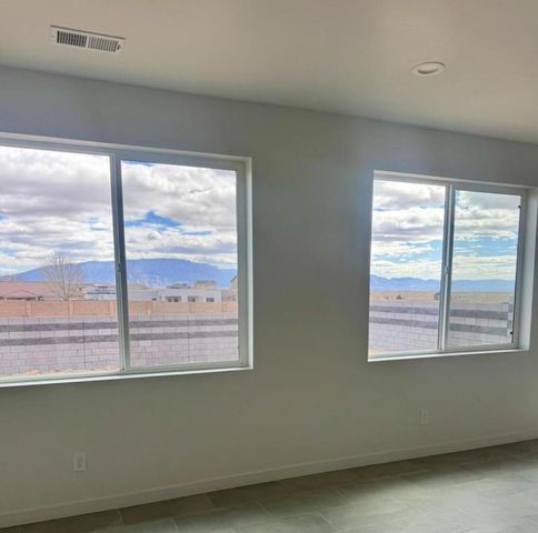 408 4th Street NE, Rio Rancho, NM 87124
