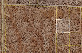 Nearby 200th St E/Ave D-8, Lancaster, CA 93535