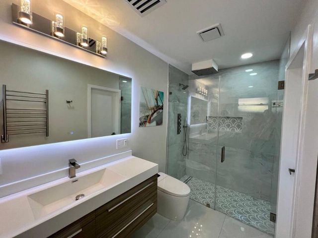 1042 Tyler Street, Hollywood, FL 33019