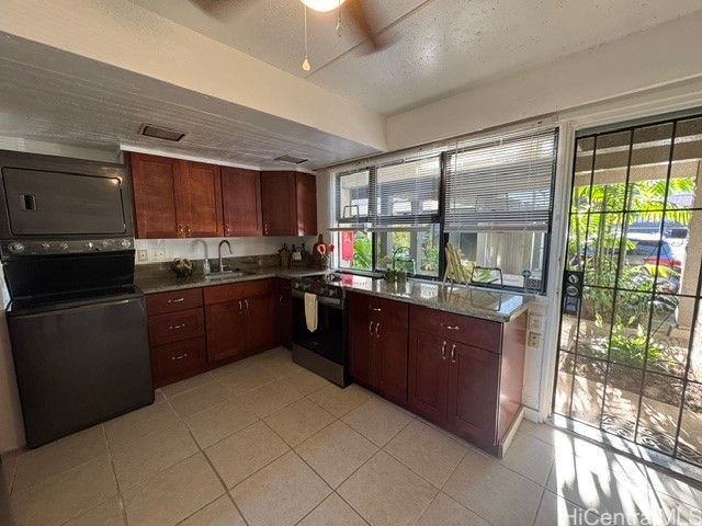 98-310 Kamehameha Highway 129, Aiea, HI 96701