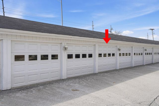 1630 Camellia Drive B-1, Munster, IN 46321