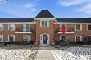 1630 Camellia Drive B-1, Munster, IN 46321