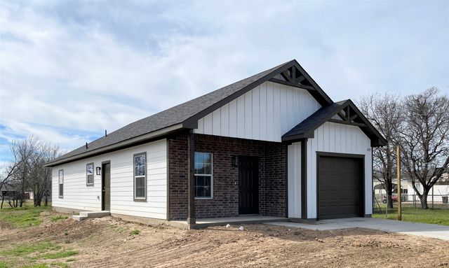 504 SW 15th Street, Mineral Wells, TX 76067