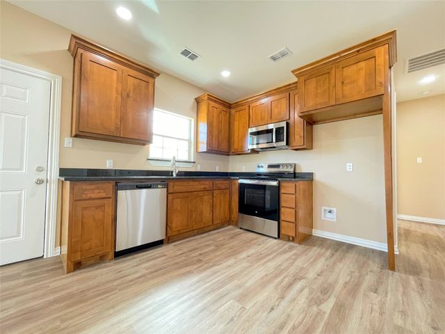 504 SW 15th Street, Mineral Wells, TX 76067