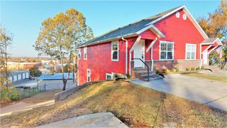 2471 Brophy Circle, Fayetteville, AR 72703