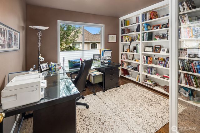 3021 224th Avenue NE, Sammamish, WA 98074