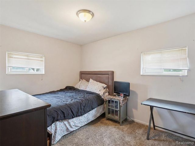 18844 Marquette Street, Roseville, MI 48066