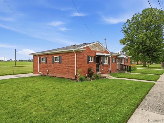 18844 Marquette Street, Roseville, MI 48066