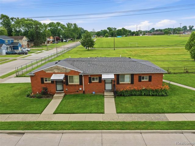 18844 Marquette Street, Roseville, MI 48066