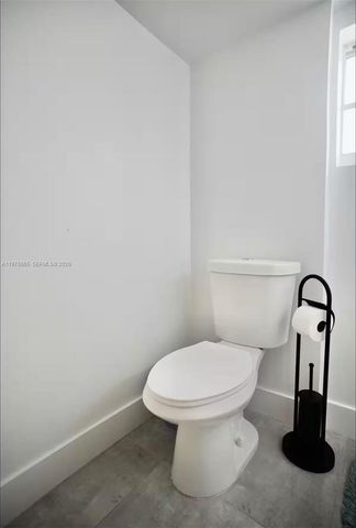 1904 SW 28th St, Fort Lauderdale, FL 33315