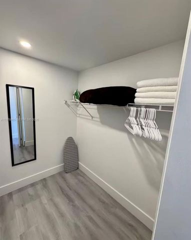 1904 SW 28th St, Fort Lauderdale, FL 33315