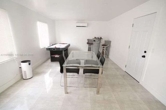 1904 SW 28th St, Fort Lauderdale, FL 33315