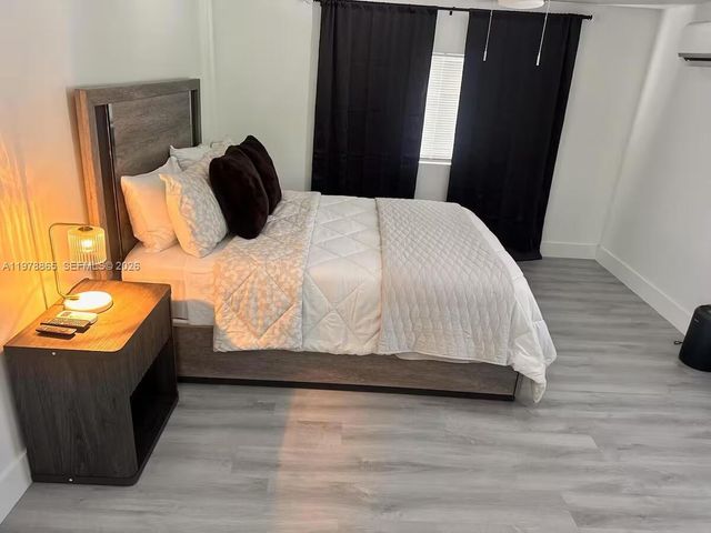 1904 SW 28th St, Fort Lauderdale, FL 33315