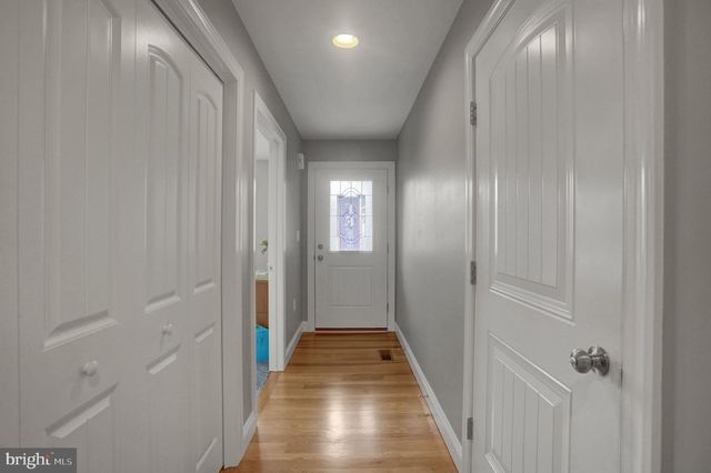 253 PIN OAK LN, Shippensburg, PA 17257