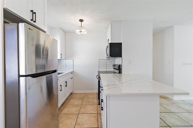 5465 LESCOT LANE, Orlando, FL 32811