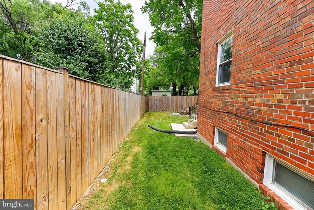 3020 24TH PL SE, Washington, DC 20020