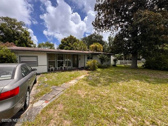 1923 BANBURY Road, Jacksonville, FL 32211