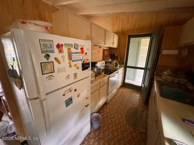 1923 BANBURY Road, Jacksonville, FL 32211